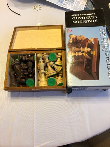 Staunton No. 6 Tournament Chess Pieces in Wooden Box - 3.9