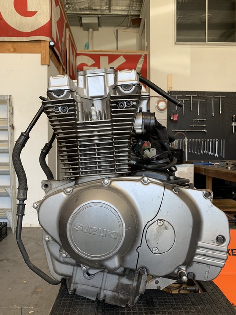Запчасти suzuki gs500