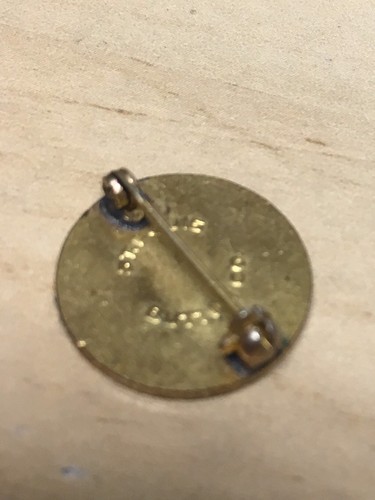 VINTAGE LAPEL PIN MILWAUKEE SAFETY COMMISION SAFETY CADET DISTINGUISHED SERVICE