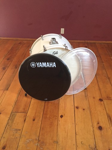 Yamaha Stage Custom 24x15 Bass Drum