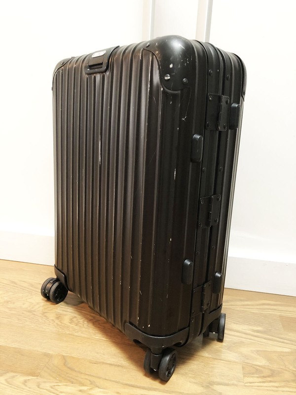 matte black rimowa