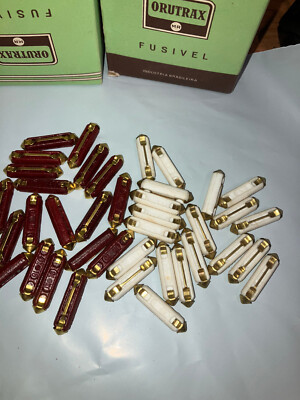 Porsche 20pc 8Amp White and 20pc 16 Amp Red Ceramic/Bakelite Fuse  NOS