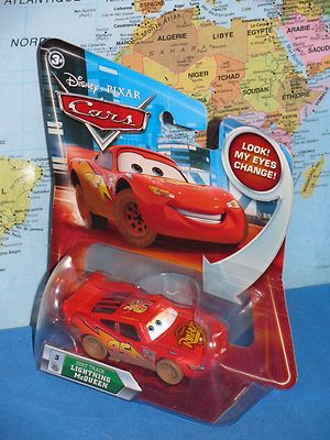 DISNEY PIXAR CARS DIRT TRACK LIGHTNING McQUEEN #3 LOOK MY EYES CHANGE RUST-EZE