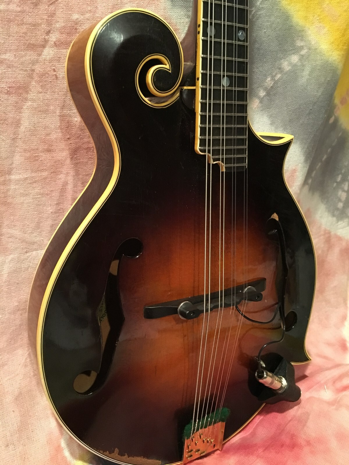 1984 Sumi carved Kentucky Master Model KM-1000 Mandolin with Case Fishman & K&K