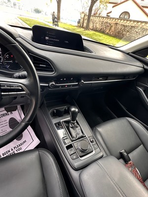 image 3 of interior