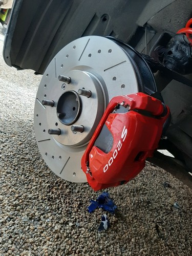 FOLIATEC Red Brake Caliper Paint Kit - Heat Resistant Up To 300°C, Includes Lacquer & Brush
