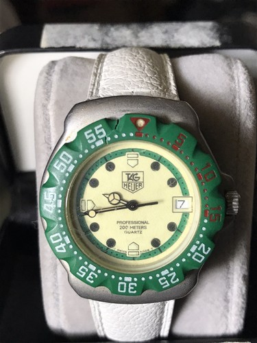 GW値下【美品】タグホイヤー　プロフェショナル　ヴィンテージ　フォーミュラー1 Vintage TAG Heuer Professional Mid-Size Formula 1 Green