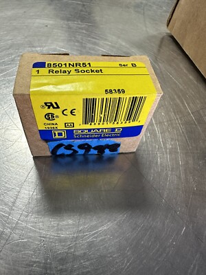 *NEW* Square D 8501NR51 Relay Socket DIN-Rail Mount 8-Pin