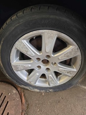 Used Right Front Wheel fits: VW PASSAT 06 07