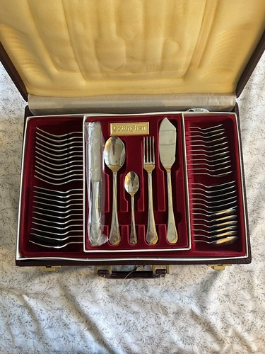 Gottinghen 18/10 Silverwear Set 124 Pc Plated 24k Gold