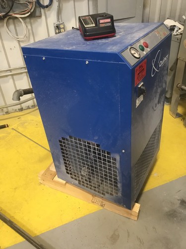 Quincy Non-Cycling Refrigerated 3 Phase Air Dryer - 208/230 Volt 4102000725