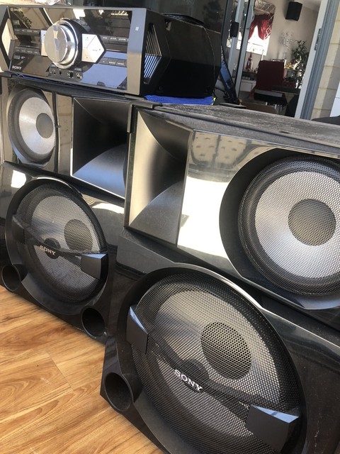 URGENT SALE!! SONY SHAKE 5 2400 WATT WITH BLUETOOTH & NFC ...