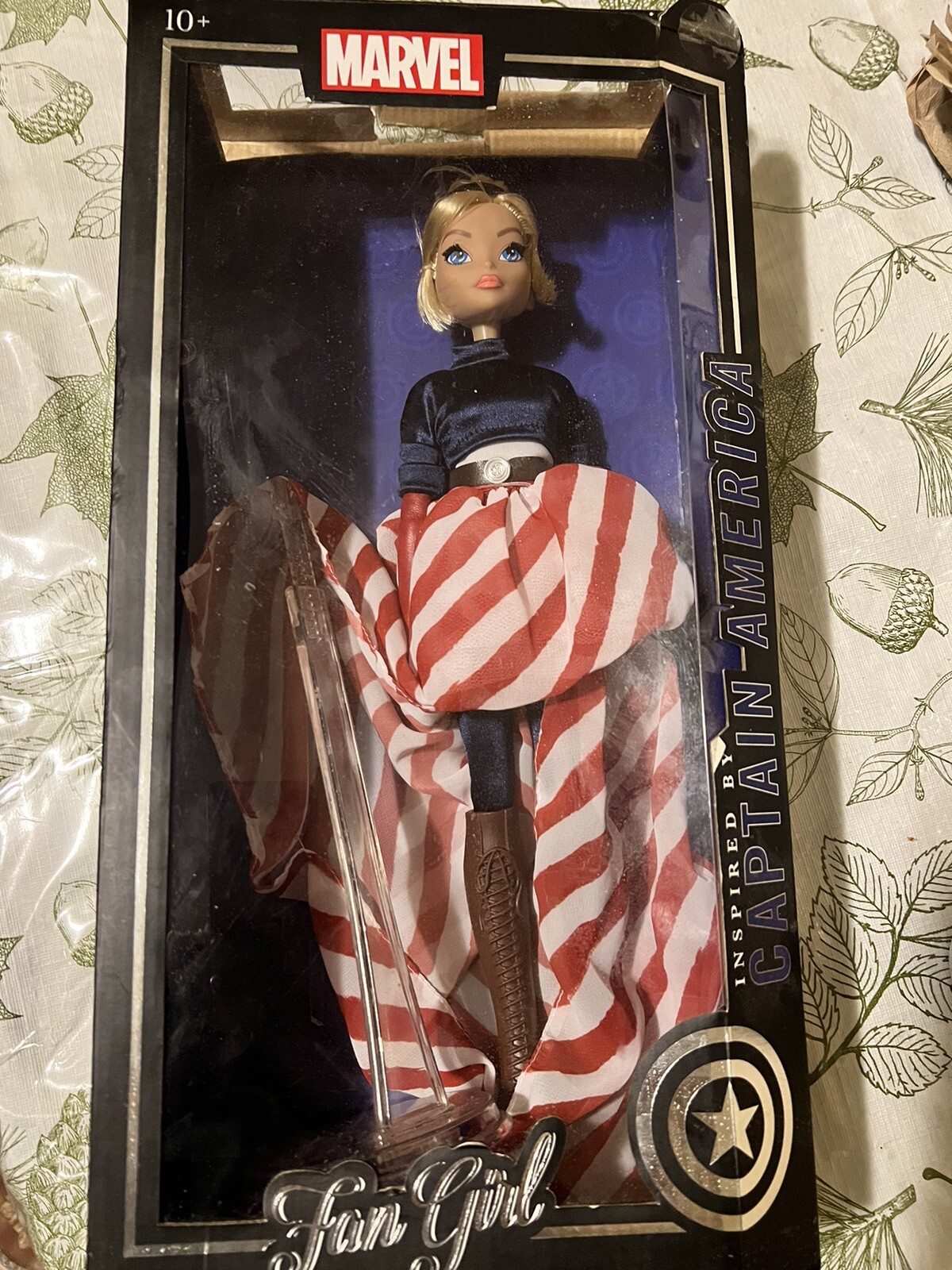 Madame Alexander Marvel Fan Girl Captain America Doll