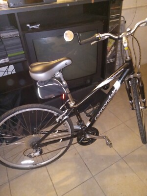 Cannondale Adventure 5 Hybrid 2021