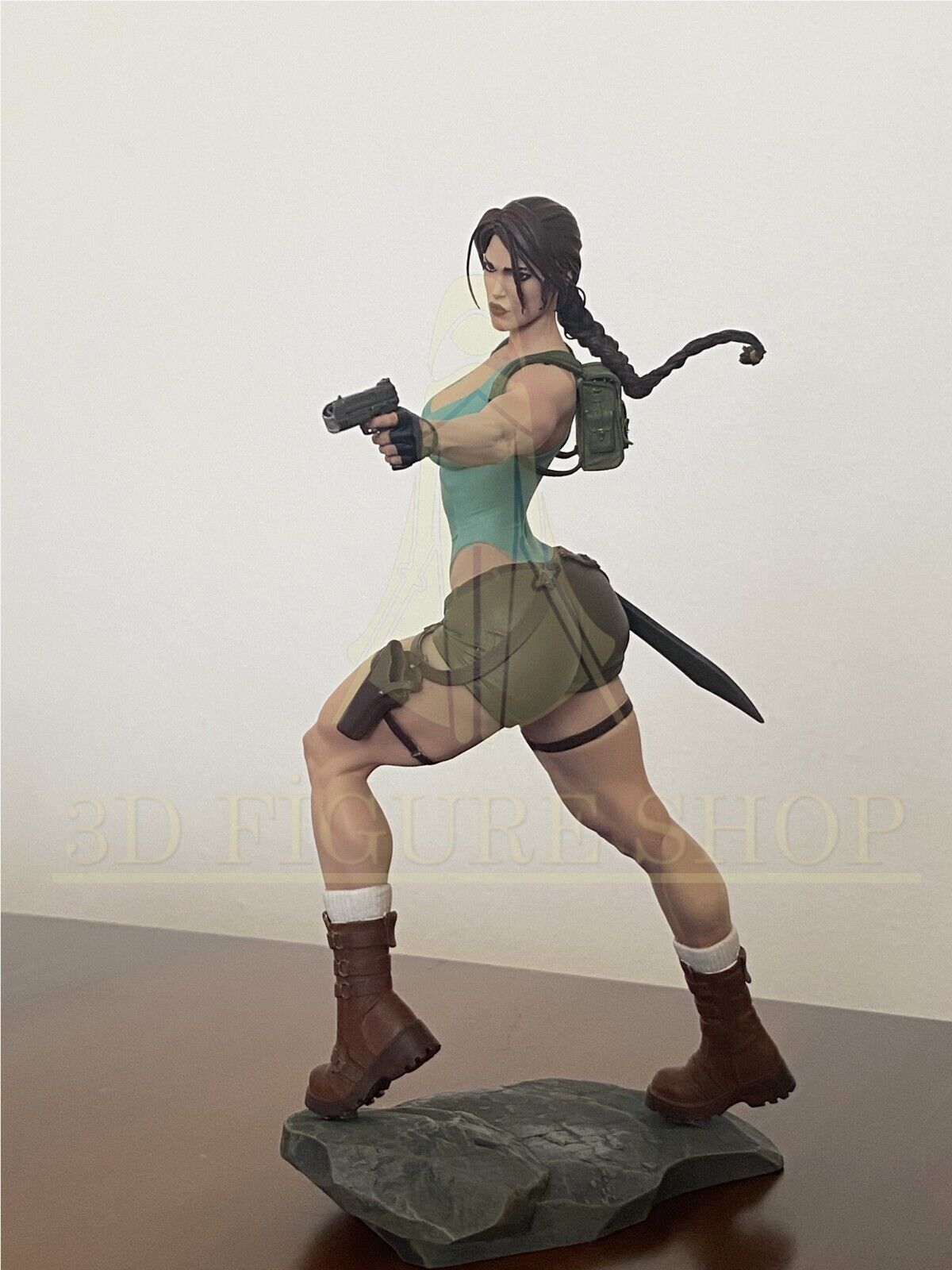 Tomb Raider/Lara Croft 25cm Figure/Pro.Painted