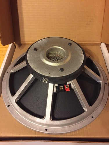 NEW Peavey Black Widow Speaker Model 1801-8 ohm 18