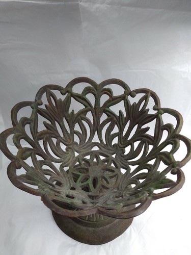 Antique Cast Iron Outdoor Planter Open Leaf Pattern Natural Patina