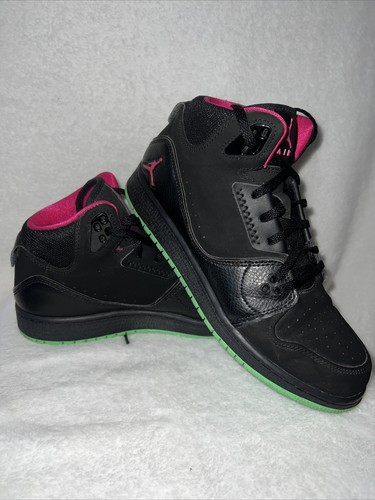 Air Jordan 7 ブラック/ピンク Air Jordan 7 Retro Black Hyper Pink (GS) - StockX News
