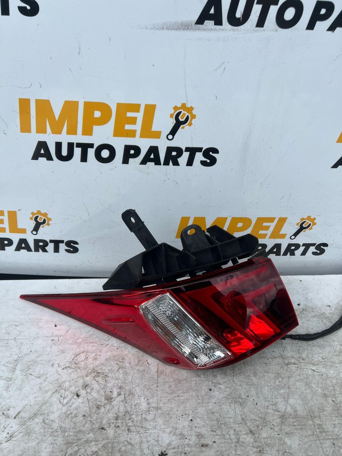LEXUS IS SERIES 04/2013-09/2016 RIGHT TAILLIGHT IN BODY XE30 2013 Lexus IS SERIES