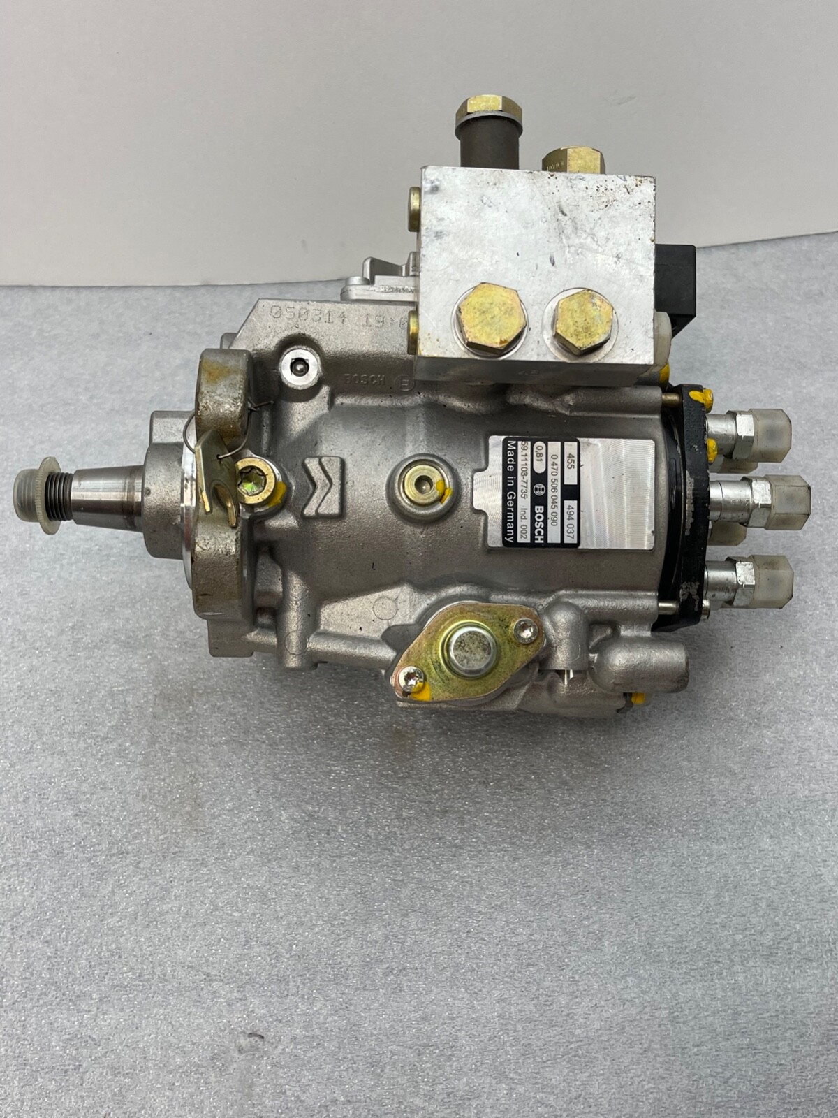 パム　0205 NEW Bosch High Pressure Fuel Pump 0470506044 John Deere OEM