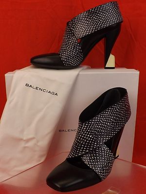 Pre-owned Balenciaga Black Wrap Snake Print Leather Sculpture Heels Pumps 39 292683