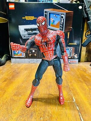 EXTREMELY RARE 12  2004 SPIDERMAN 2 Movie Tobey Maguire Figure Rapid PUNCH KICK