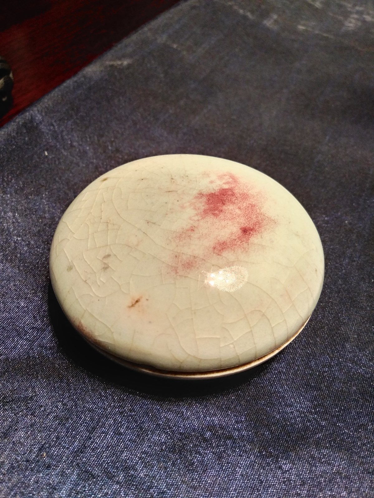 Chinese (Ming - Qing late 1600 - early 1700) Porcelain Paste Seal Box.