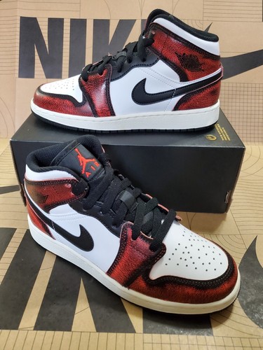 Air Jordan 1 Mid (GS) ホワイト/ブラック 6Y Nike Air Jordan 1 Mid All Star Carbon Fiber GS 5.5Y & 6Y
