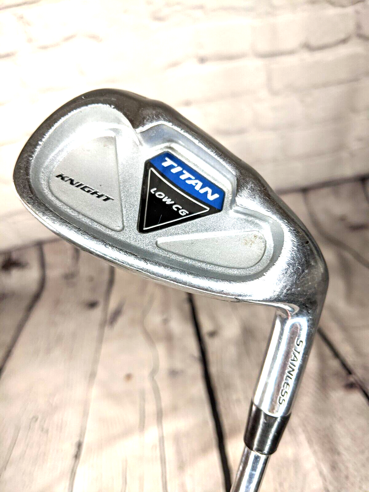 Knight Titan pitching Wedge Men's RH Steel regular flex shaft knight grip