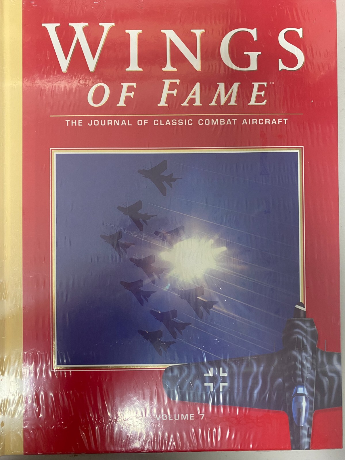 洋書 WINGS OF FAME Volume 7 $_57.JPG?set_id=880000500F
