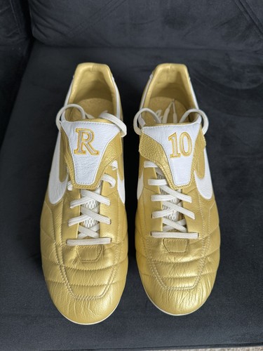 ronaldinho boots for sale