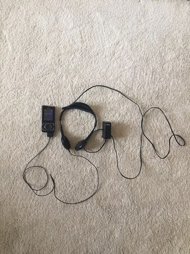 Sirius Stiletto 2 Satellite Radio With Headphones Activated