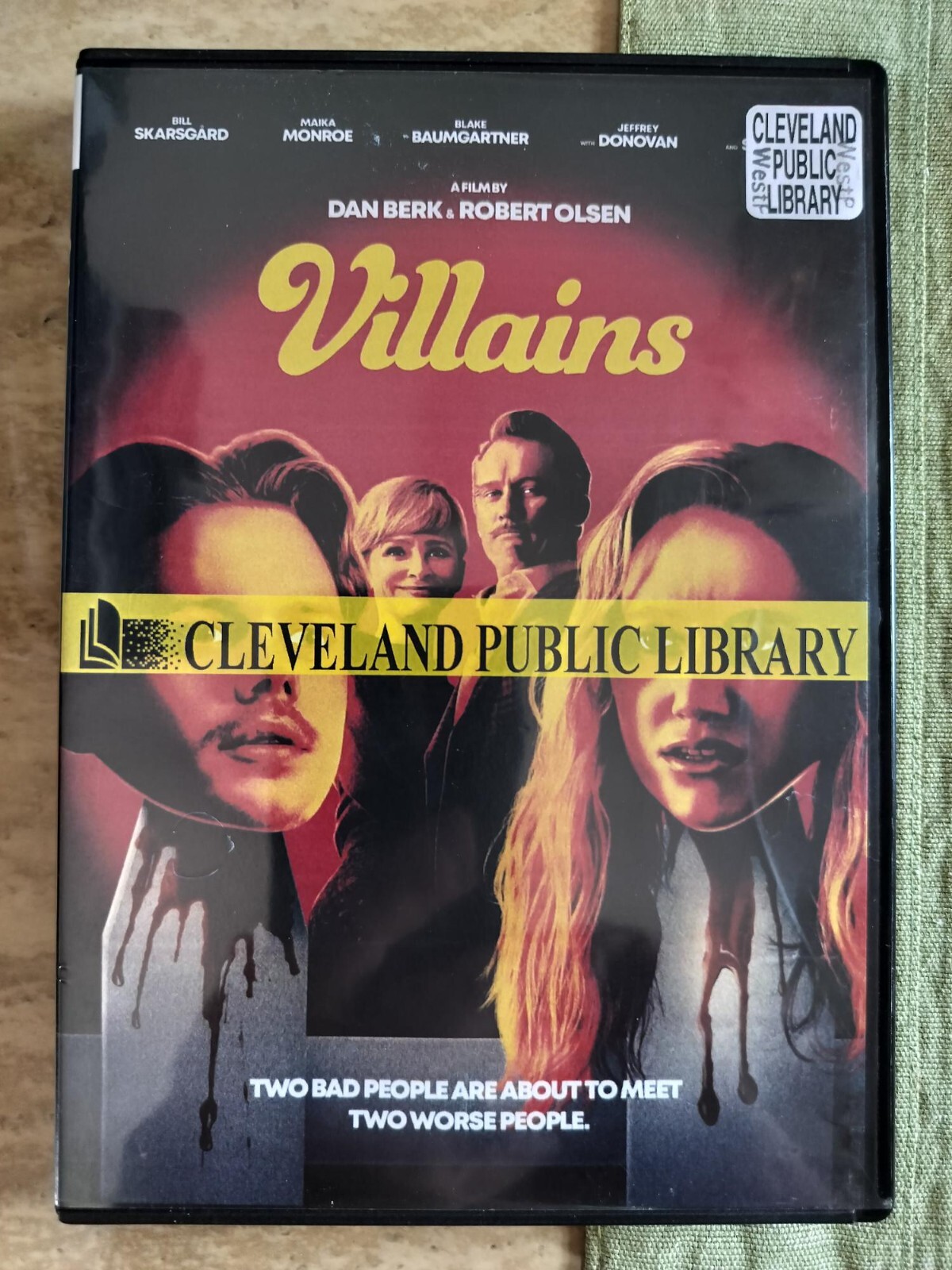 Villains (DVD, 2019) Bill Skarsgard and Maika Monroe star