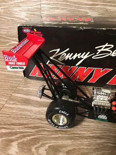 Action Kenny Bernstein Budweiser King Racing 1:24 Top Fuel Dragster Signed Card