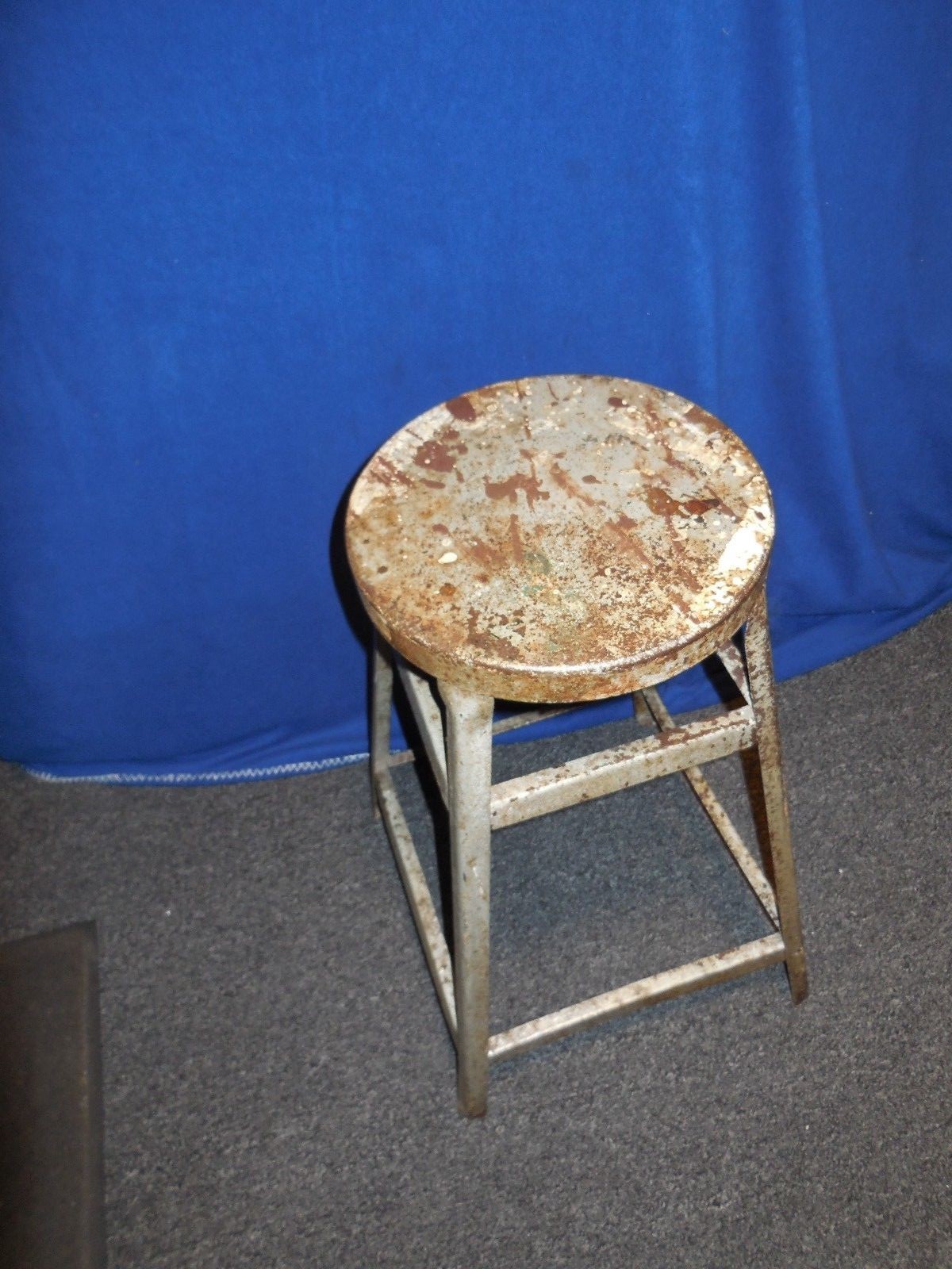 Vintage Metal Sitting Stool Shabby Chic Rusty Industrial kitchen bar stool