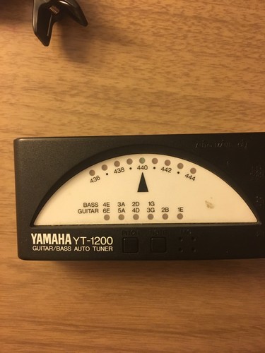 Yamaha YT 1200 Guitar Bass Tuner Intellitouch PT 10 Clip On Tuner