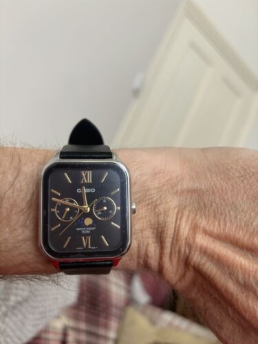 Casio MTP-M305L-1A2 Black Analog Moon Phase Classic Lunar Casio MTP-M305L-1A2 Black Analog Moon Phase Classic Lunar