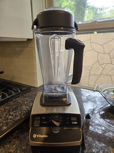 Vitamix Blender Culinary Institute Of America Professional Series VM0103
