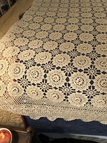Vintage Crochet Bedspread/coverlet