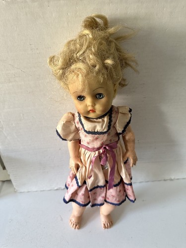 * antique doll ୨୧ ストローハットの ペグドールさん antique doll ୨୧ ストローハットの ペグドールさん - メルカリ