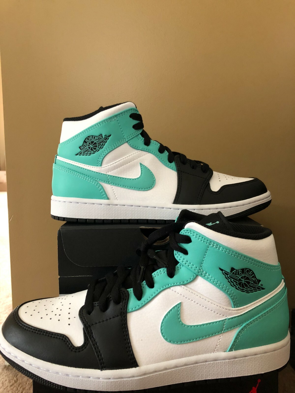 jordan 1 mid size 8