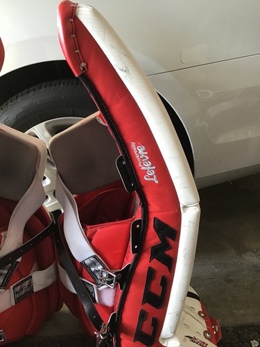 CCM Extreme Flex II Pro Leg Pads Blocker and Goalie Cacth Glove Full Custom Set