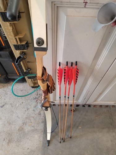 Ragim 60" Recurve Bow 35# @ 28"