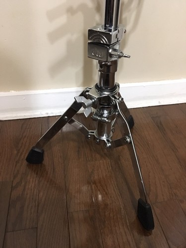 DW 9300 Heavy Duty Snare Stand - Large Basket, Single Braced