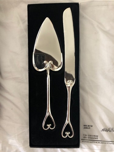 HIS & HERS, KNIFE & SPATULA, SERVING SET, HEART THEMED, NEW