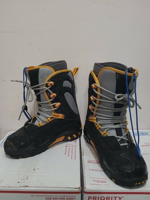 vans performance snowboard boots