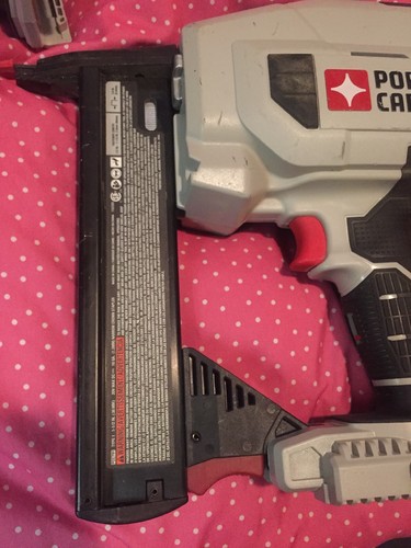 Porter Cable 20V Lithium 18ga Narrow Crown Stapler PCC791 ??? Missing Battery ??