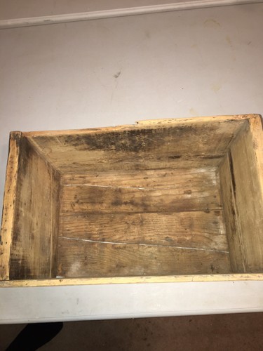 Antique Western World Champion Ammo Crate