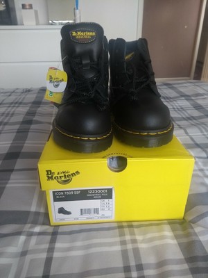 dr martens gunaldo safety shoes
