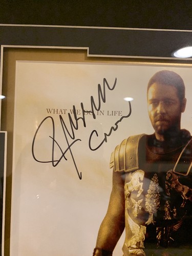 RUSSELL CROWE SIGNED GLADIATOR MOVIE POSTER